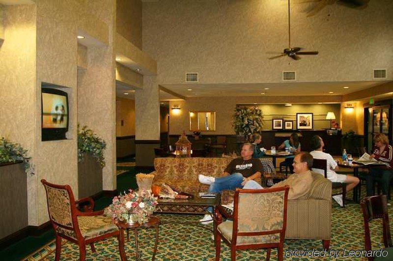 Hotel Hampton &
