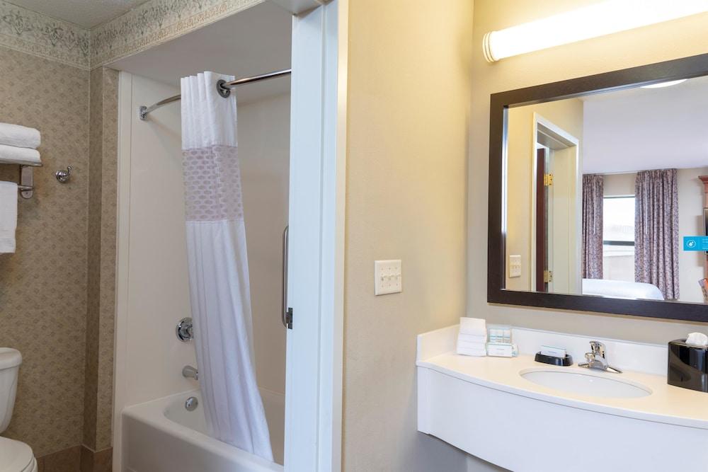 Hampton Inn&suites